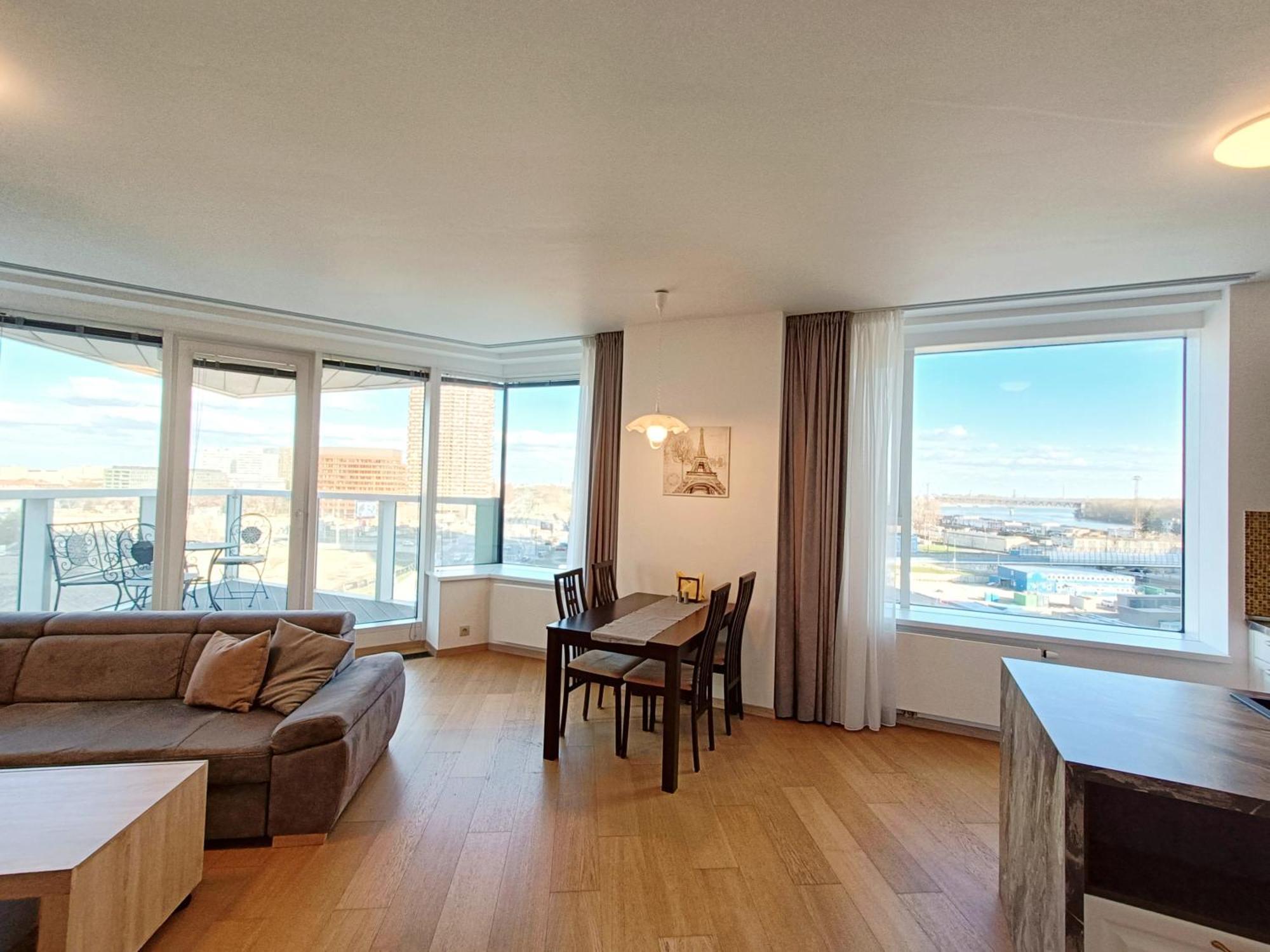 Sag Panorama 3 Free Parking Free Wifi Apartman Pozsony